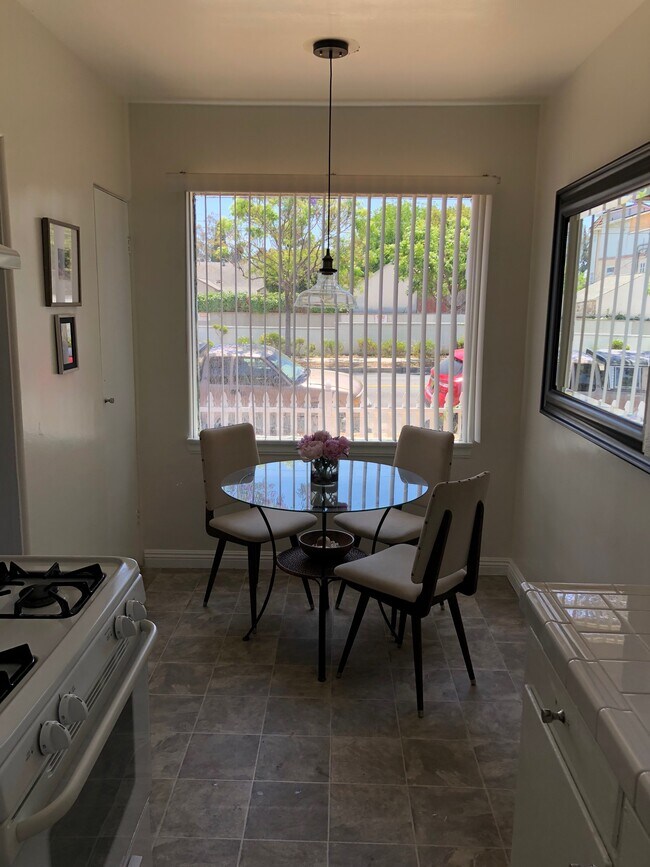 8917 Cattaraugus Ave, Los Angeles, CA 90034 House Rental in Los