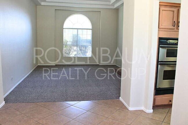 Foto del edificio - 4632 E Harwell St