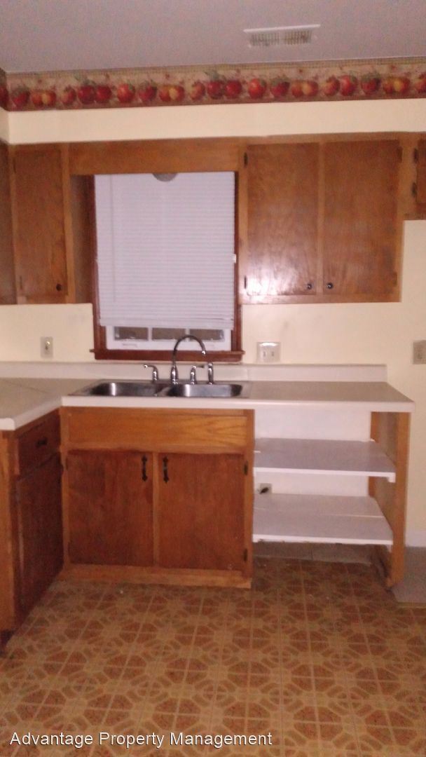 Building Photo - 2 br, 1 bath House - 3877 Tuggle Rd.