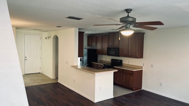 Building Photo - 3166 Riachuelo Ln
