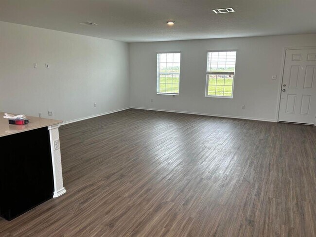 Building Photo - 1214 Smallmouth Rd