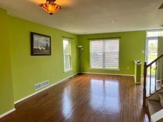 Building Photo - 130 Couples Dr