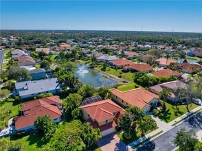 Building Photo - 5005 Old Pond Dr