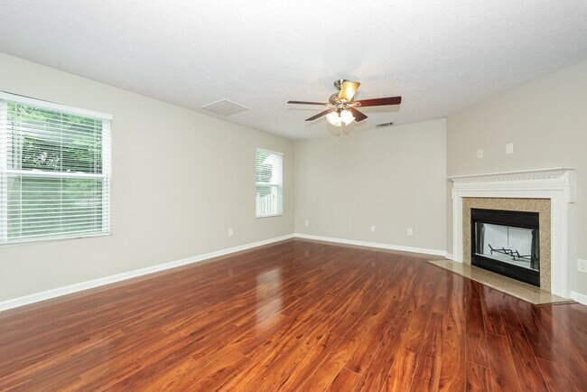 Foto del edificio - 538 Elderberry Way