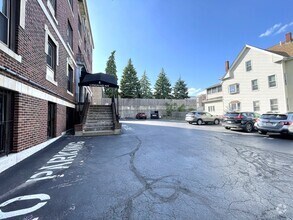 Building Photo - 8 Langmaid Ave