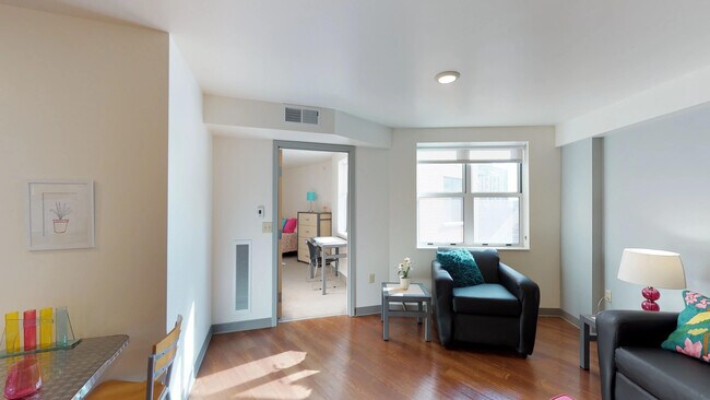 Foto del edificio - Roundhouse Apartments