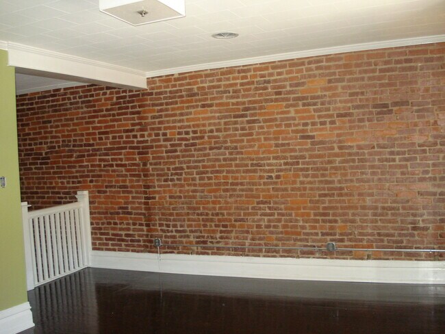 Foto del edificio - 334 15th St