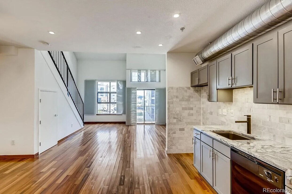 Foto principal - Top Level One Bedroom Condo in Rhino