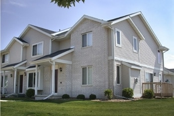 Building Photo - Madison Townhomes – Scenic View