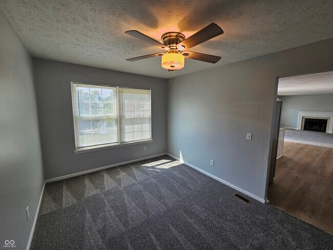 Foto del edificio - 5627 Pillory Way