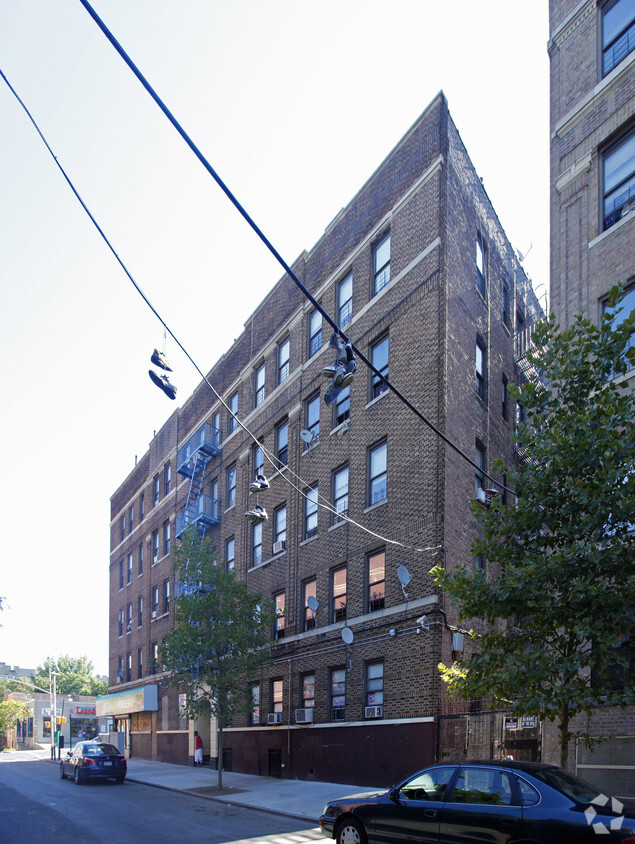 Foto del edificio - 1382 College Ave