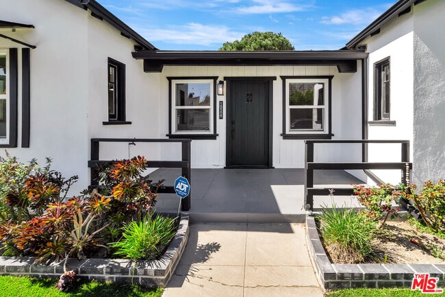 Foto del edificio - 10509 Wilsey Ave