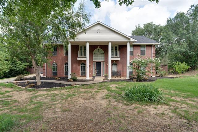 Building Photo - 3937 Valley View Ln