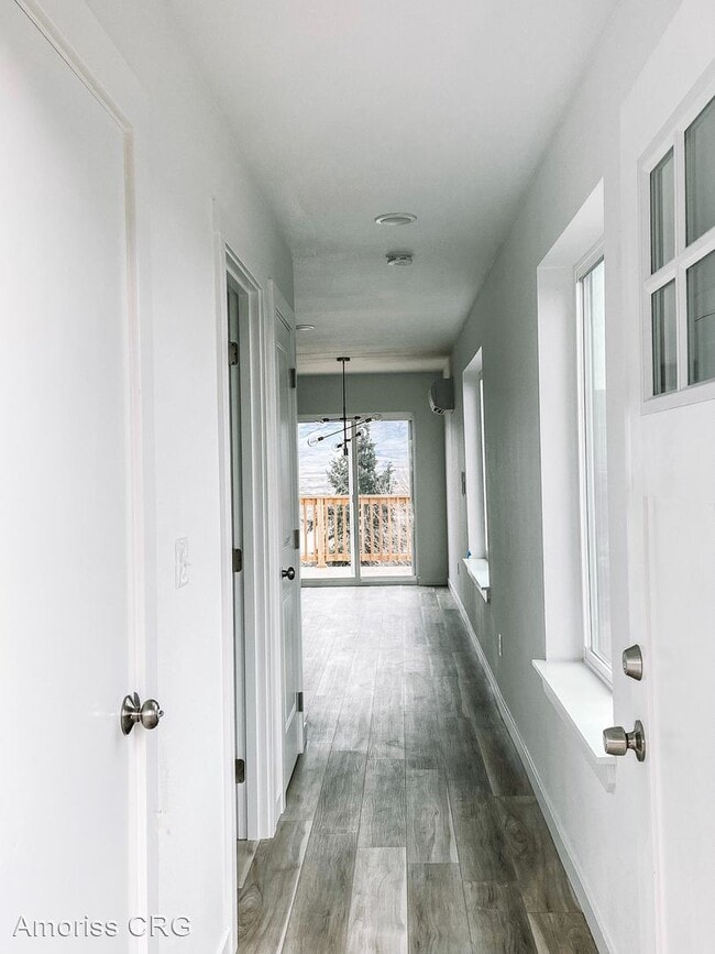 Foto del edificio - 3 br, 2.5 bath House - 2721 E 9th St.