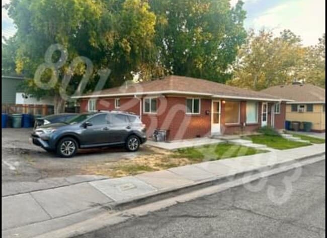 Photo - 858 Yale Ave S (Salt Lake City, UT) Apartment