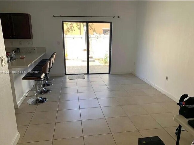 Foto del edificio - 9264 W 33rd Ct
