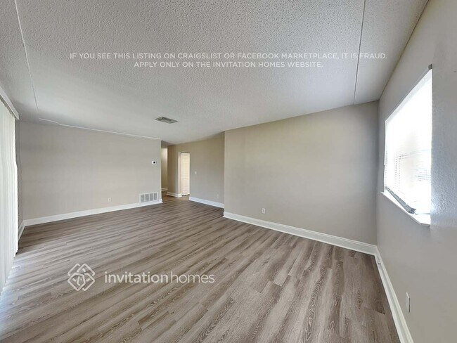 Foto del edificio - 2240 Kansas St