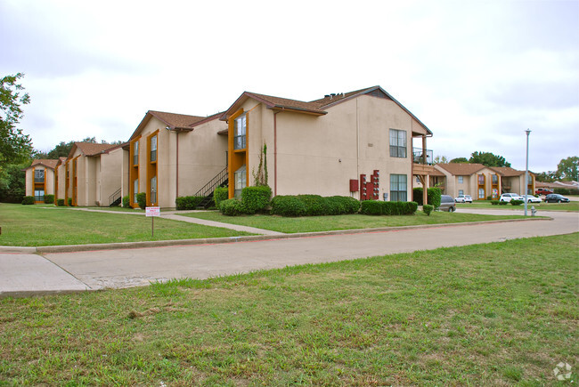 Foto del edificio - The Castle Glen Apartments