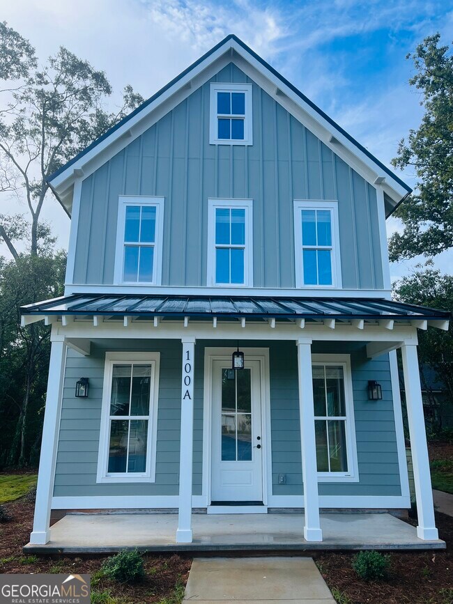 Foto del edificio - 100 Gardenia Ln