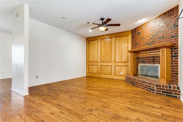 Foto del edificio - 2511 Thistle Ln