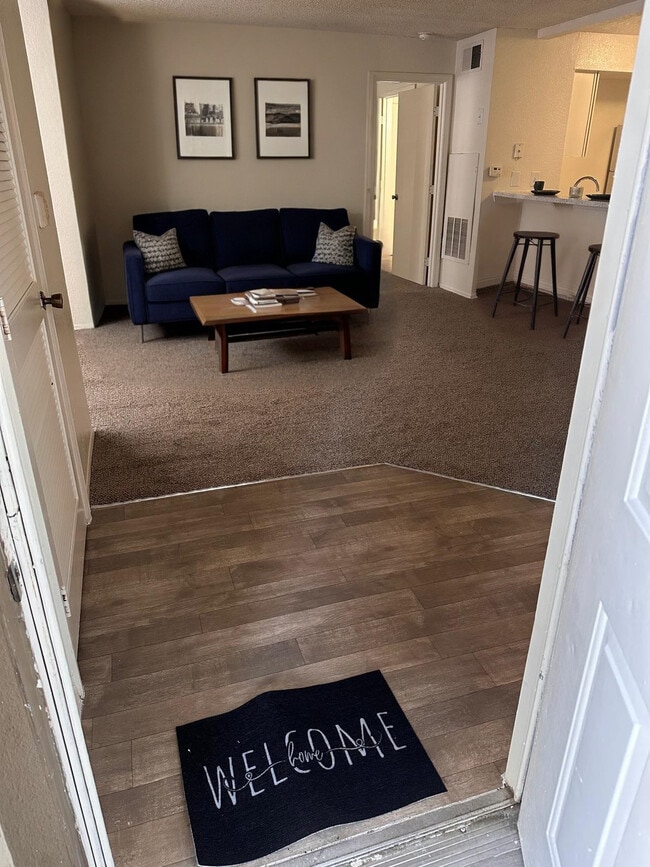 Building Photo - Woodberry Woods