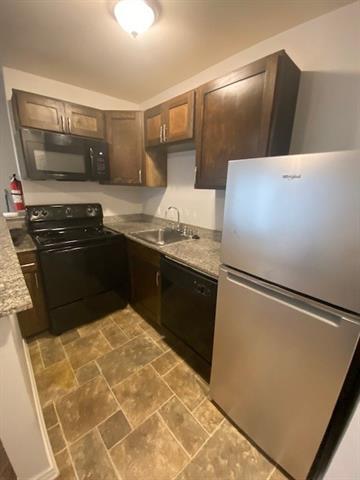 Foto principal - 9837 Walnut St
