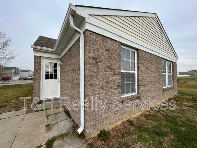 Foto del edificio - 7935 Hydrangea Ct