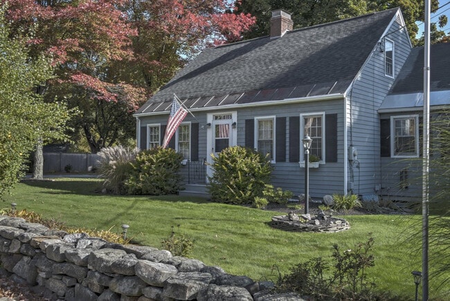 Building Photo - 35 Hastings Ave