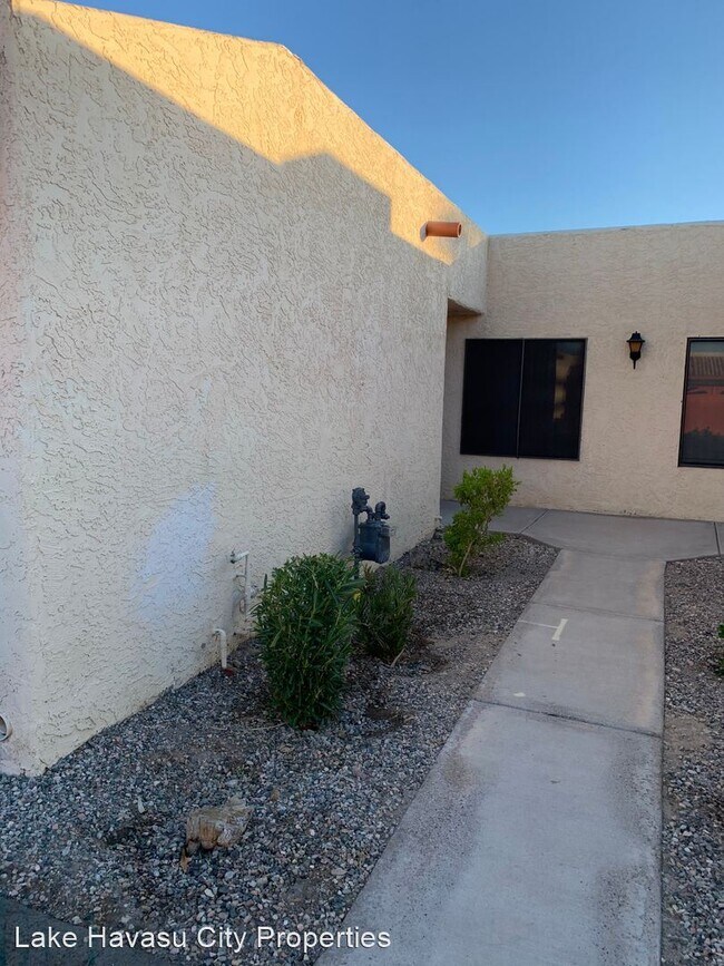 Building Photo - 2 br, 2 bath House - 1742 Duel Dr