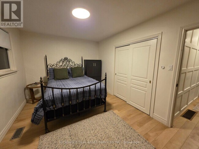 Photo du bâtiment - 631 Mary St N