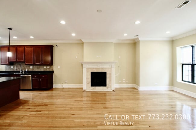 Foto del edificio - 5528 S Indiana Ave