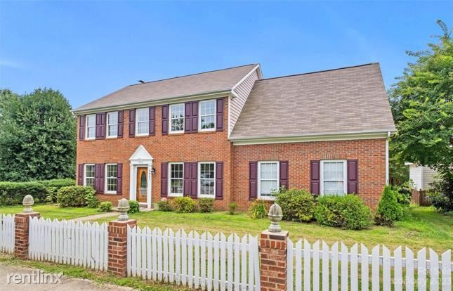 Building Photo - 4 br, 2 bath House - 5807 i Creft Circle