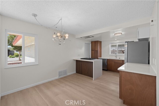 Foto del edificio - 5681 Mangrum Dr