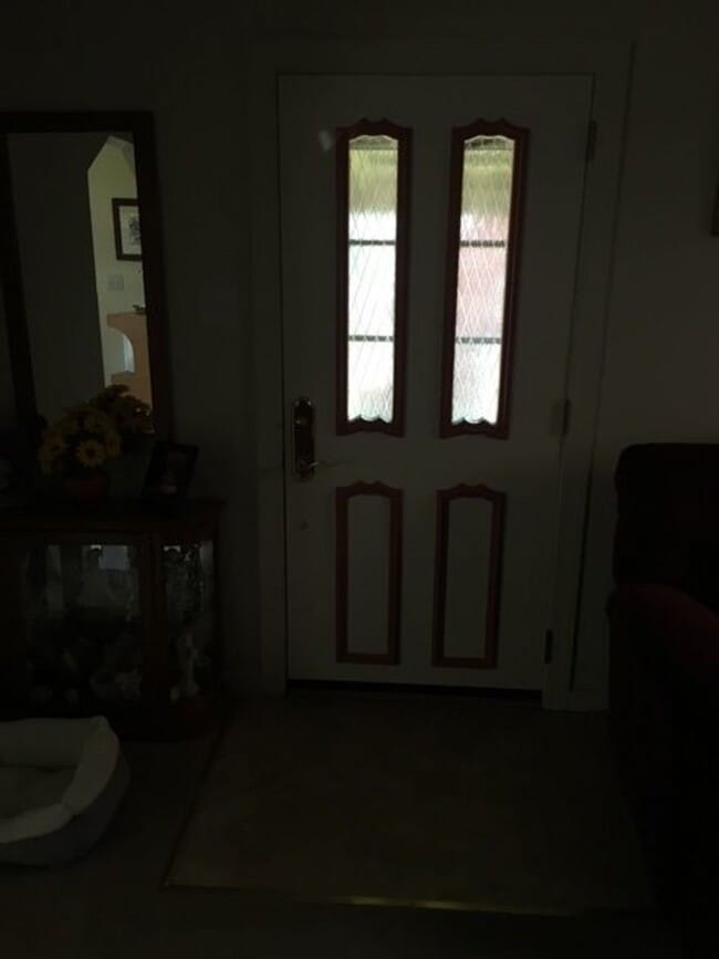 Building Photo - Munhall/Homestead Park 3BR House