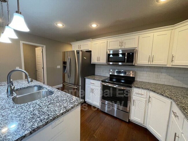 Foto del edificio - 1659 N Eagle Valley Ln