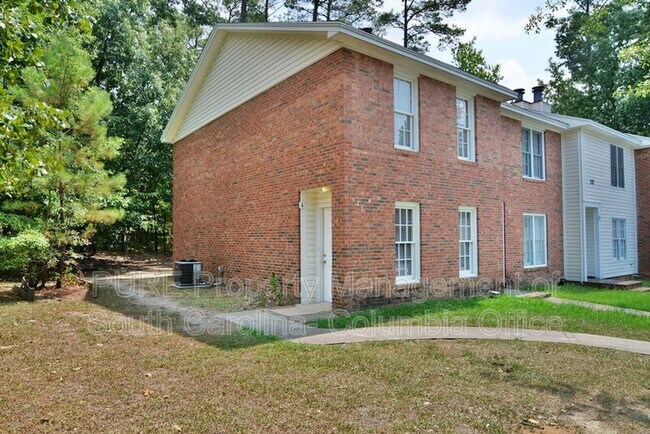Building Photo - 121 Manorwood Ct