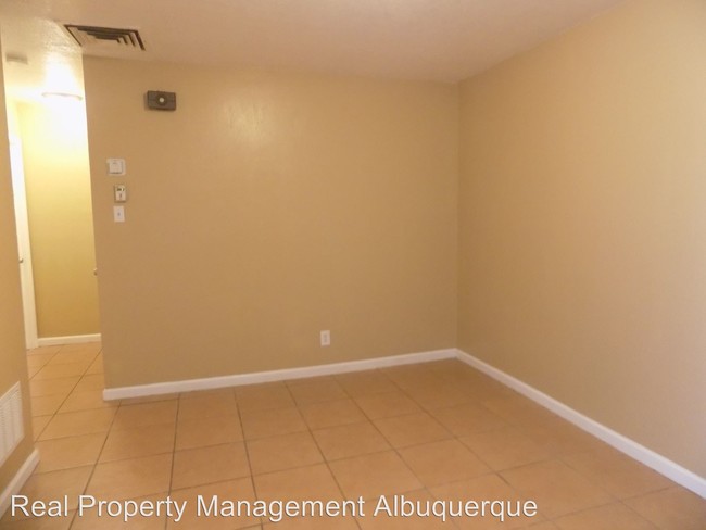 Foto del edificio - 3208 Comanche Rd NE