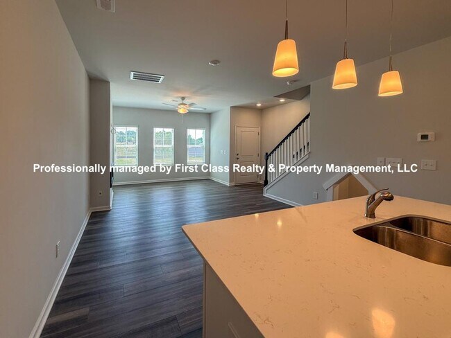 Foto del edificio - 6532 Harlech St