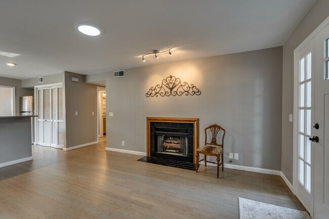 Foto del edificio - 120 Cottage Pl