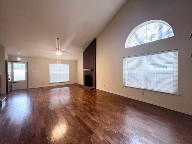 Building Photo - 6123 Abilene Trl