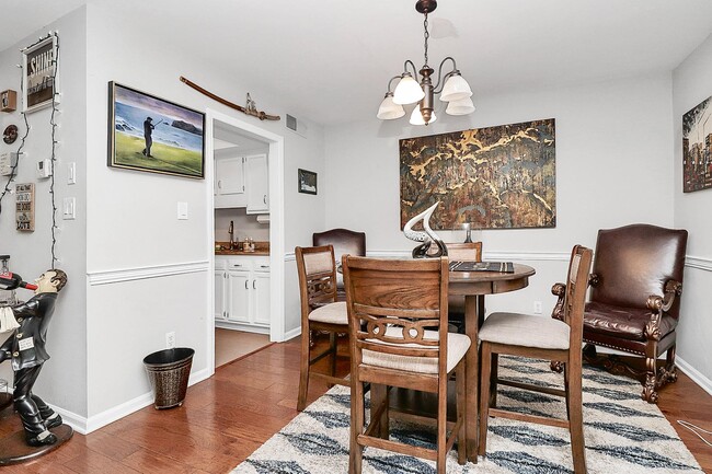 Foto del edificio - 9252 N Vicksburg Park Ct