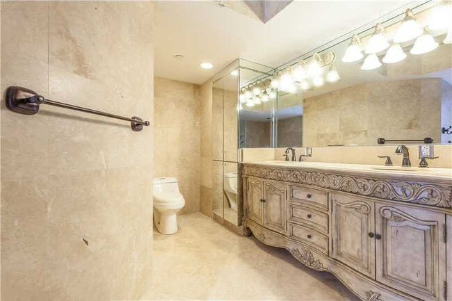Building Photo - 21205 Yacht Club Dr