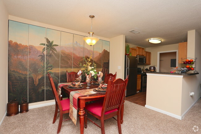 Interior Photo - XAudubon Crest Apartments