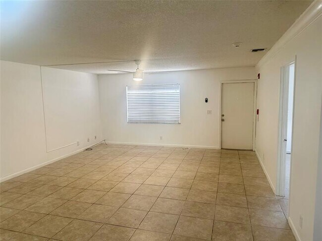 Foto del edificio - 8507 Sunset Dr