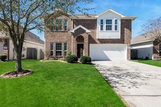 Building Photo - 512 Forest Village Cir