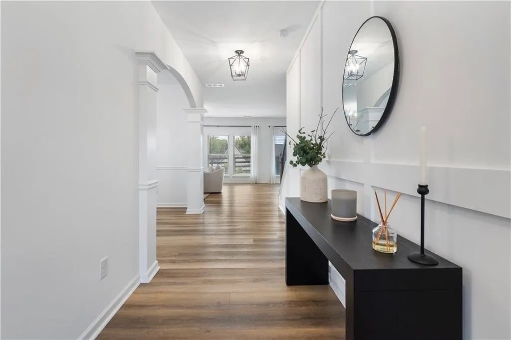 Foyer - 166 Crest Brooke Dr