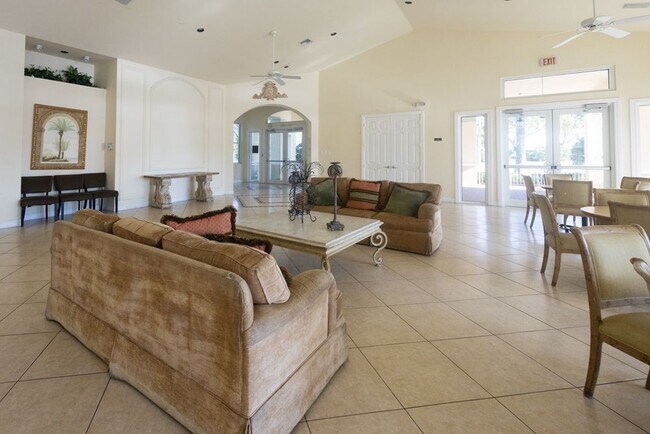 Foto del edificio - 1033 SW 42nd Terrace