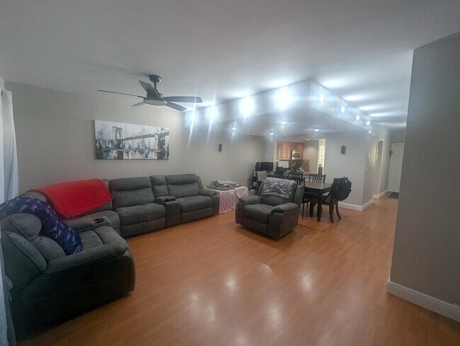 Foto del edificio - 4736 NW 90th Ave