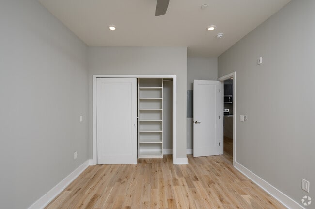 1BR, 1BA - 750SF (Bedroom) - Veranda Apartments