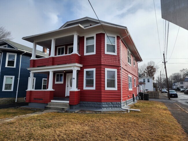 Building Photo - 94 N Main St